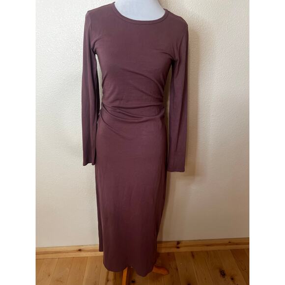 XiRENA Dresses & Skirts - Xirena Wiley T-Shirt Long Sleeve Maxi Dress In Dusty Rose Pink MEDIUM